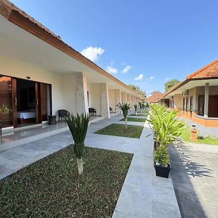 New Garden View Resort Legian Exterior foto