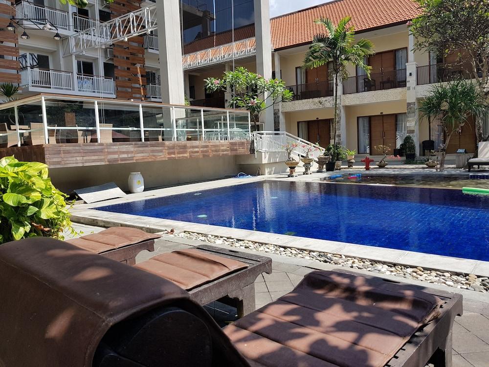 New Garden View Resort Legian Exterior foto